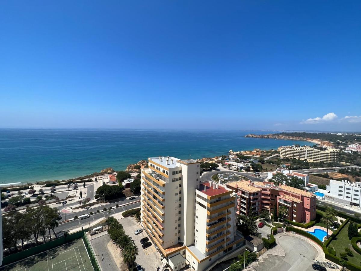 Top Ocean View Apartment - Amazing Sunset - Modern Style - Pool & 200M To Beach Portimão Buitenkant foto