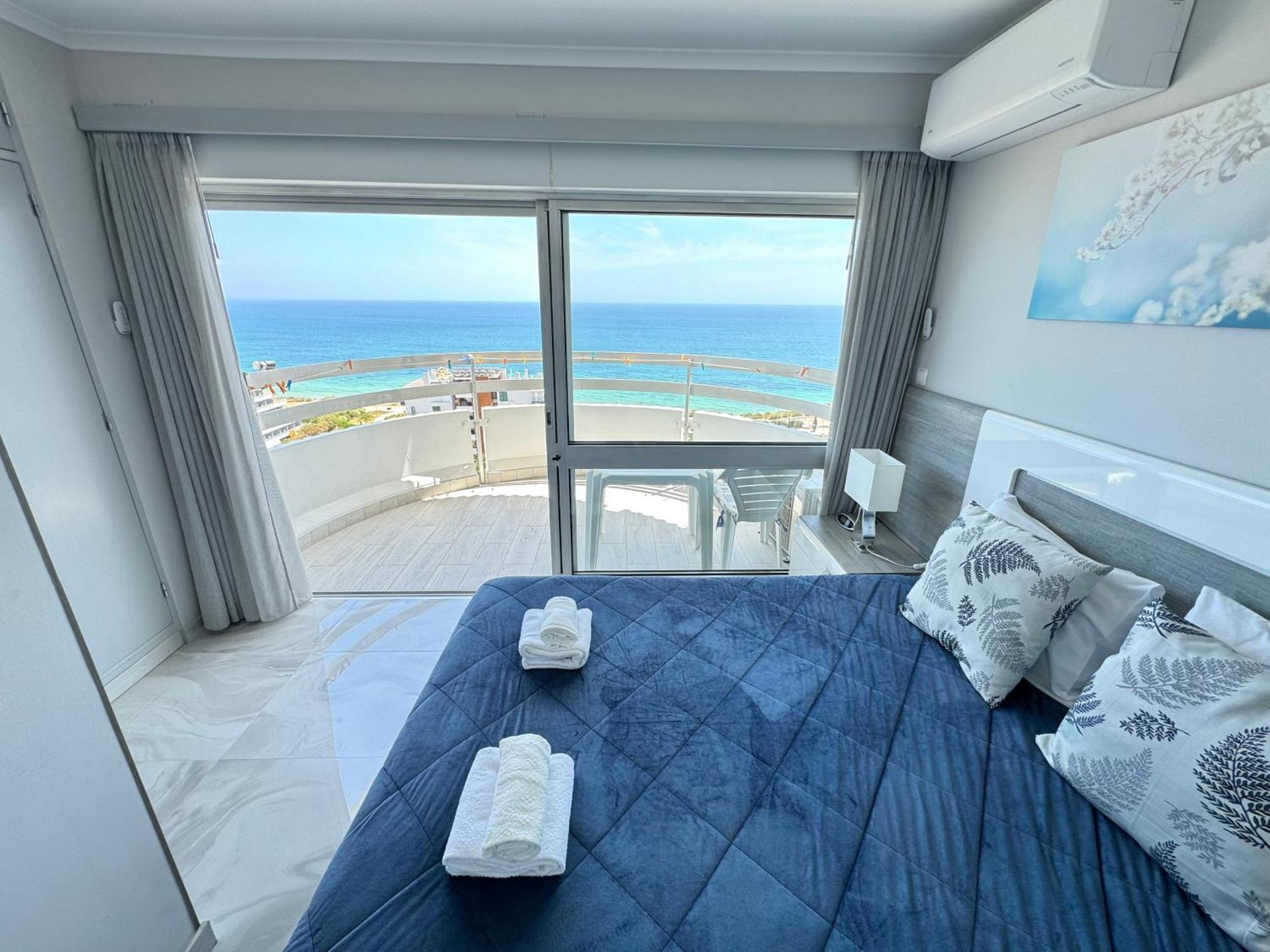 Top Ocean View Apartment - Amazing Sunset - Modern Style - Pool & 200M To Beach Portimão Buitenkant foto