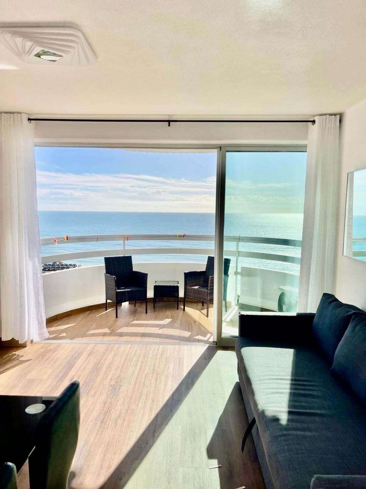 Top Ocean View Apartment - Amazing Sunset - Modern Style - Pool & 200M To Beach Portimão Buitenkant foto