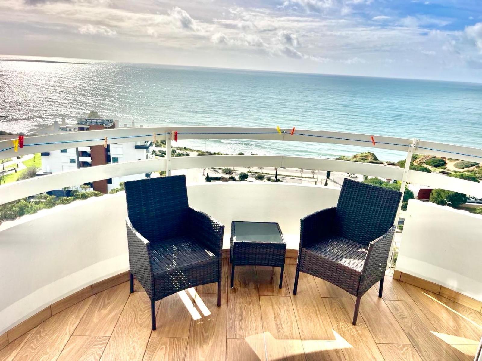 Top Ocean View Apartment - Amazing Sunset - Modern Style - Pool & 200M To Beach Portimão Buitenkant foto
